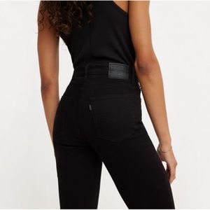 Levi’s Women’s 505 Mom Jeans Boot Cut Excellent Used Condition Size 6M